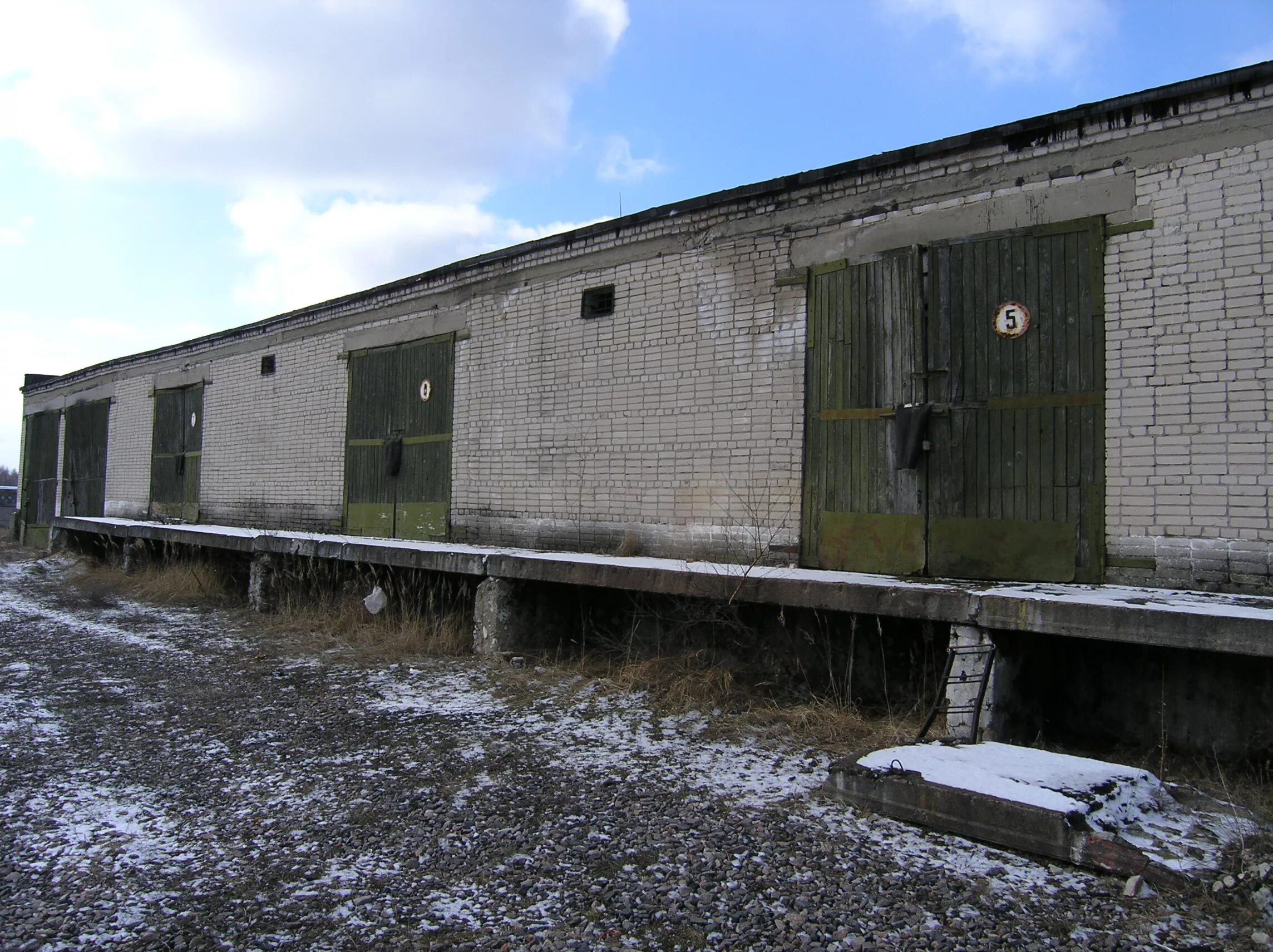 Г. Аренда капитальных строений. Капитальное строение. Склады на адмирала макарова. Г волоколамск ул терешковой 13.