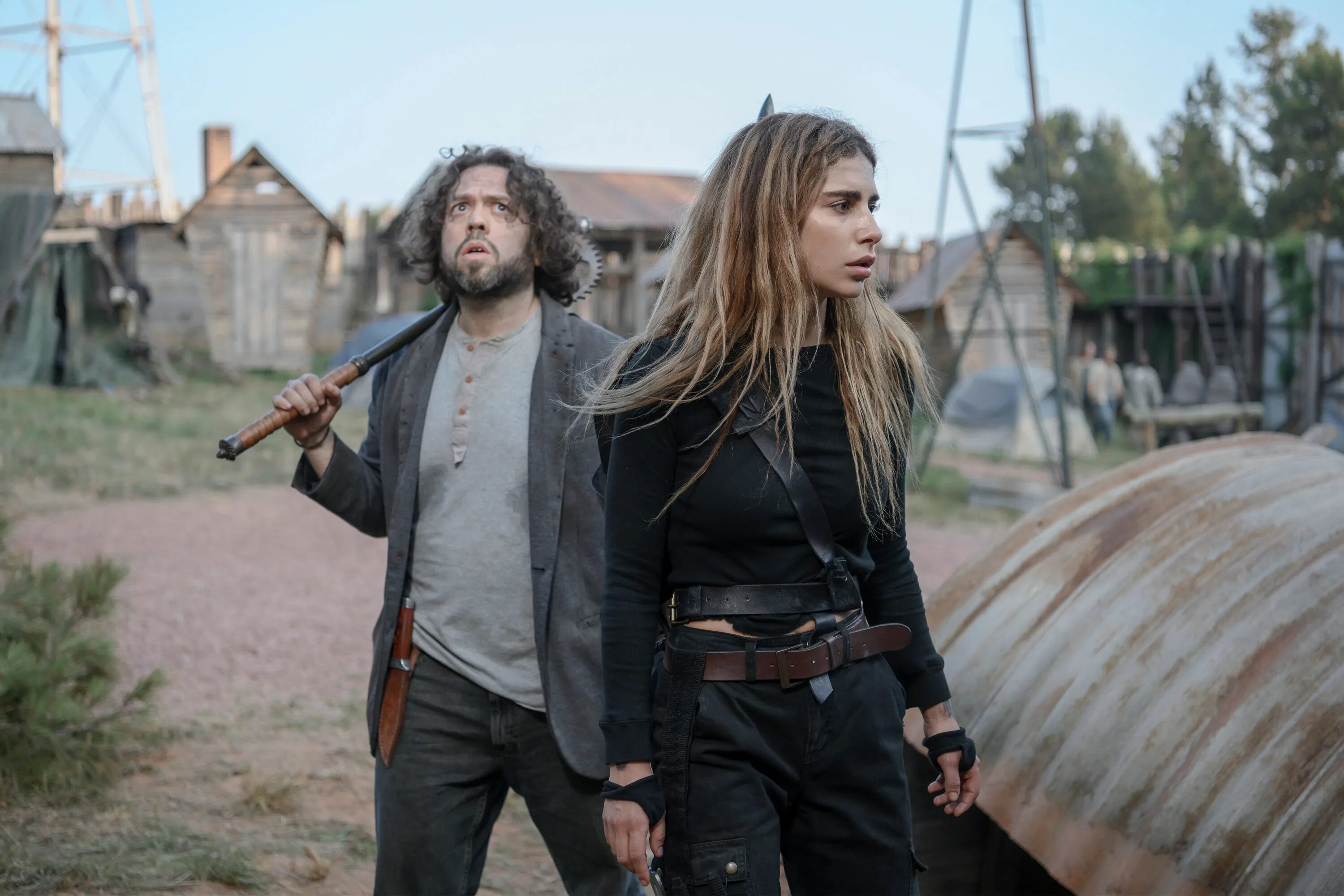 Ходячие мертвецы 4 10. Надиа хилкер ходячие мертвецы. Ходячие мертвецы 4 10. Дэрил диксон. Ходячие мертвецы 4 10.