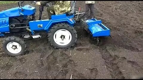 Плуг трактора русич