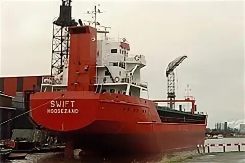 Судно swift. Swift судно. swift судно владивосток.