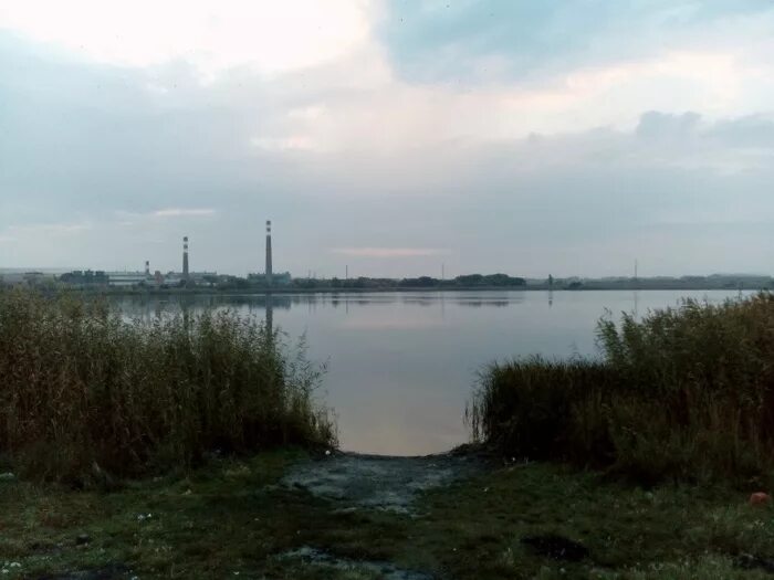 Озеро чередовое. Оз чередовое омск. Озеро чередовое омск рыбалка. Озеро чередовое омск карта. Озеро на чередовой в омске.