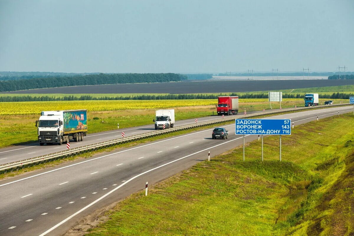 М4 дон на автомобиле. Трасса м4 Дон указатели. Трасса м4 Дон в Ростове на Дону. Трасса м4 Дон Липецкая область. Трасса Москва Дон м4.