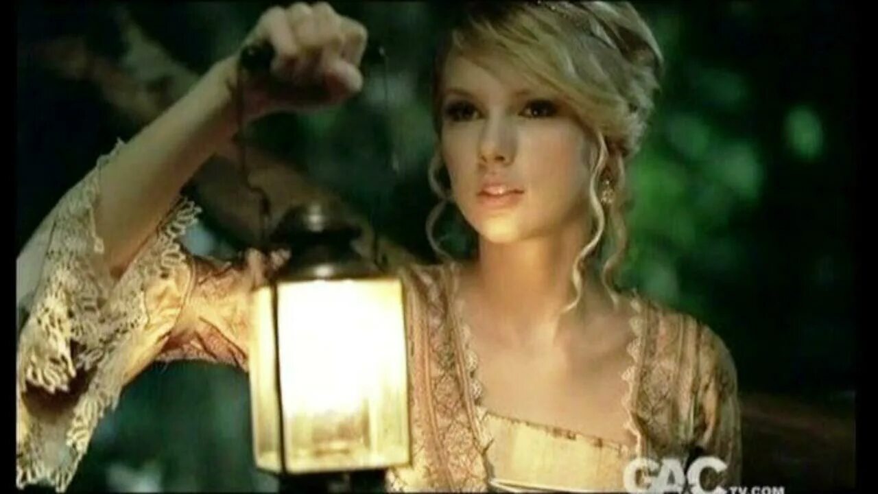 Taylor swift lover video house. Тейлор свифт лав стори. Taylor swift love story. Тейлор свифт лав стори. Love story swift.