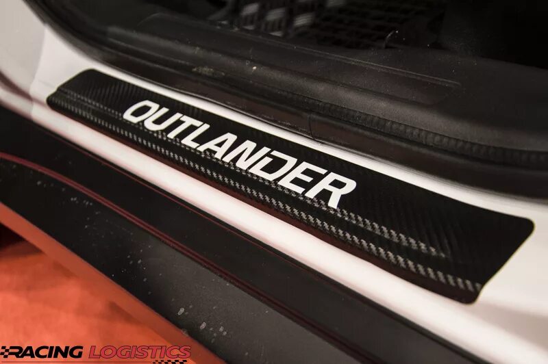 Накладки на пороги Mitsubishi Outlander 3. Накладки на пороги Мицубиси Аутлендер 3. Mitsubishi Outlander 3 накладки порогов карбон. Outlander 3 Carbon.