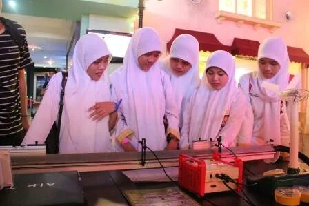 Aid lab