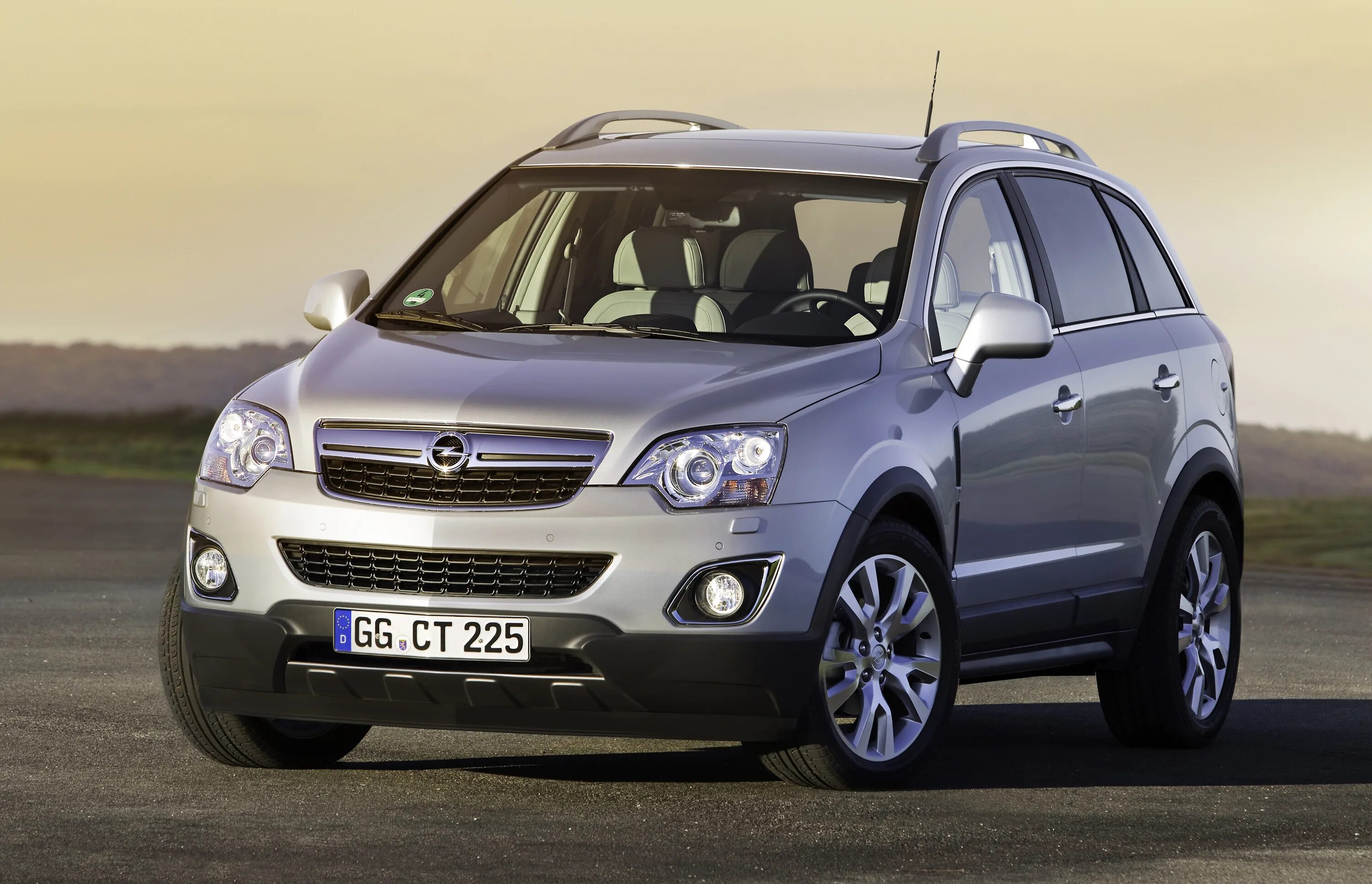 Opel Antara 2014. Опель Антара 2015. Opel Antara 2011. Внедорожник Опель Антара. Автомобили марки кроссоверов