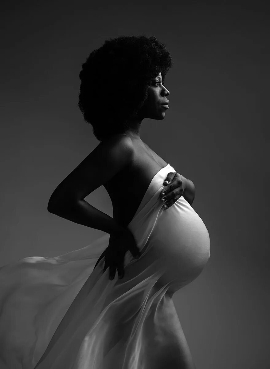 Фотограф беременность. Лола Мелани фотограф. Фотосессия беременных. Необычная беременная фотосессия. Стильные фотосессии беременных.