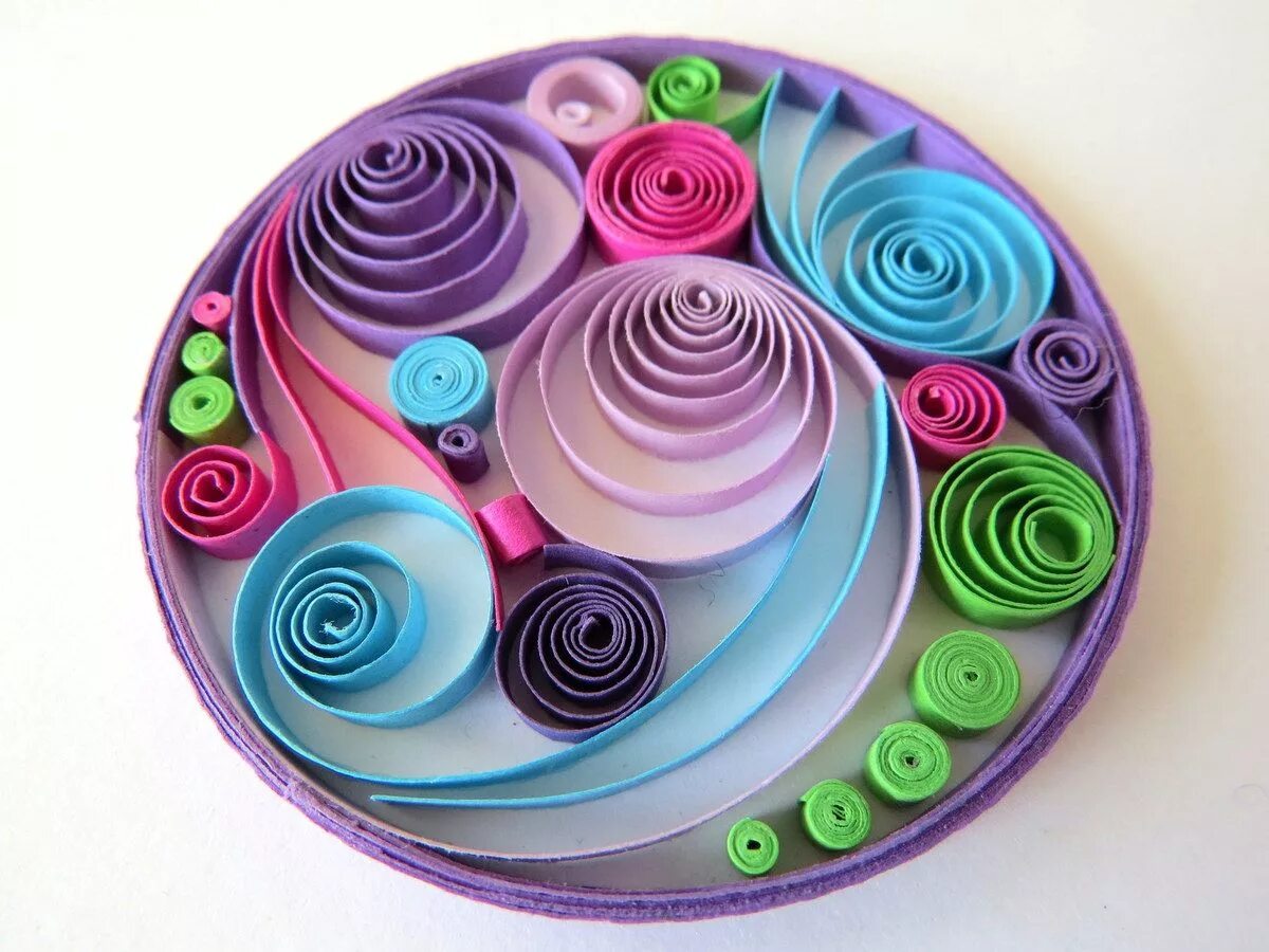 каллинг для начинающих. квиллинг картины. квиллинг цветочки. поделки пошагово. техника скручивания бумаги в стиле квиллинг.