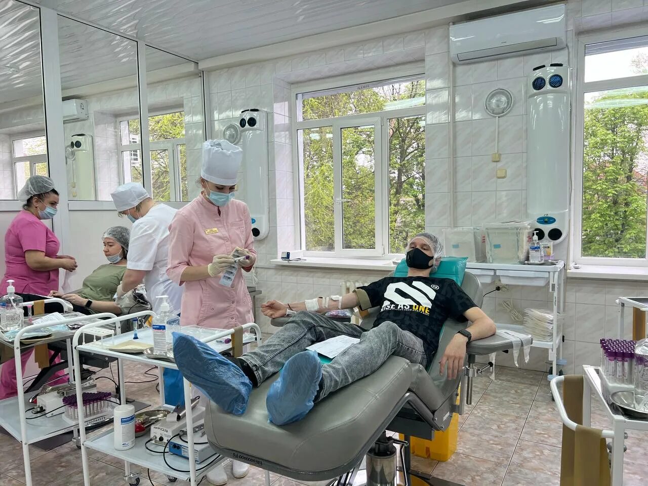 Донорство в славянске на кубани. Рубцовск донорство станция переливания. Димитрова 166 краснодар станция переливания. Гбуз скпб 1 краснодар. Димитрова 166 краснодар.