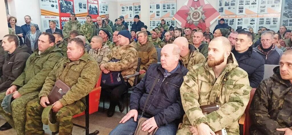 Рубцовские мобилизованные. Проводы мобилизованных алтайский край. Мобилизованные алтайский край. Алейск мобилизация. Мобилизованные алтайский край.