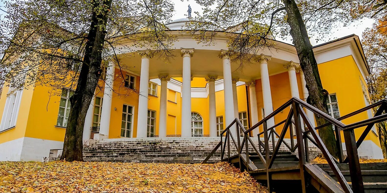 Усадьба приложение. Парк люблино усадьба дурасова. дворец дурасова в люблино. усадьба «люблино» (усадьба дурасова).
