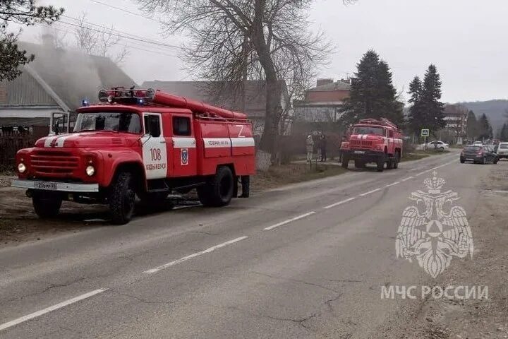 Хадыженск сгорел дом. В Хадыженске пожар 8 января.