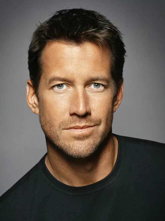 Mike delfino. Майк Дельфино. Майк Дельфино актер. Отчаянные домохозяйки Майк Дельфино.