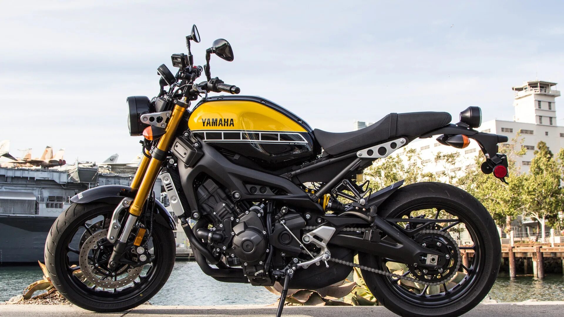 Yamaha xsr 900 2016. Yamaha 900 sxr. Мотоцикл ямаха 900. Мотоцикл ямаха 900. Мотоцикл ямаха 900.