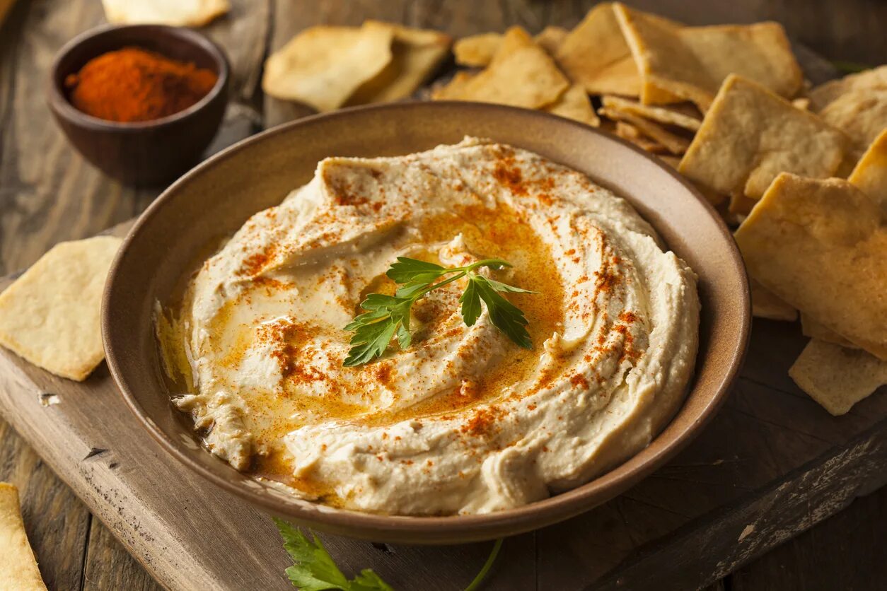 Хумус что это рецепт. Еврейская кухня хумус. хумус с тахини. национальное блюдо израиля хумус. хумус израильская кухня.