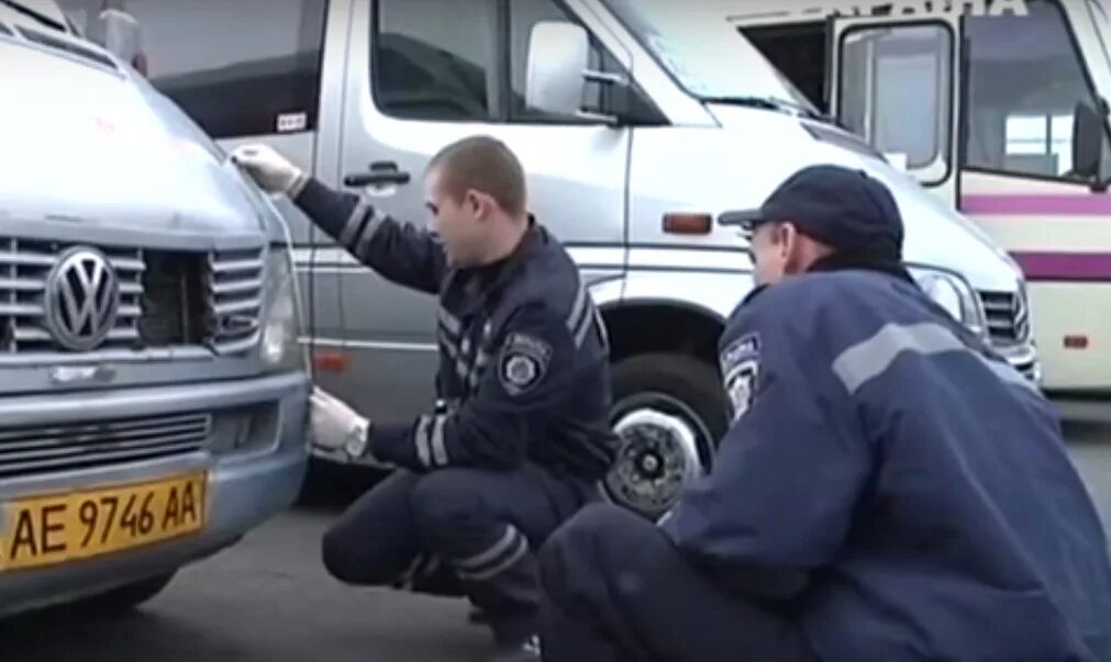 видео расстрелов полицейских. видео расстрелов полицейских. сотрудница полиции застрелилась. полицейский расстрелял коллег в метро. оп зареченский казань начальник отдела.