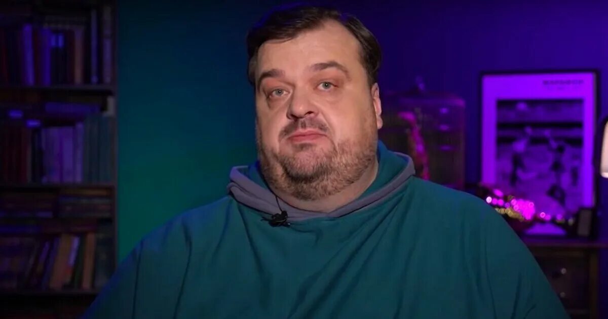 Василий уткин биография личная жизнь семья дети Футбольные комментаторы, какими вы их не видели. Часть 2 Блоги