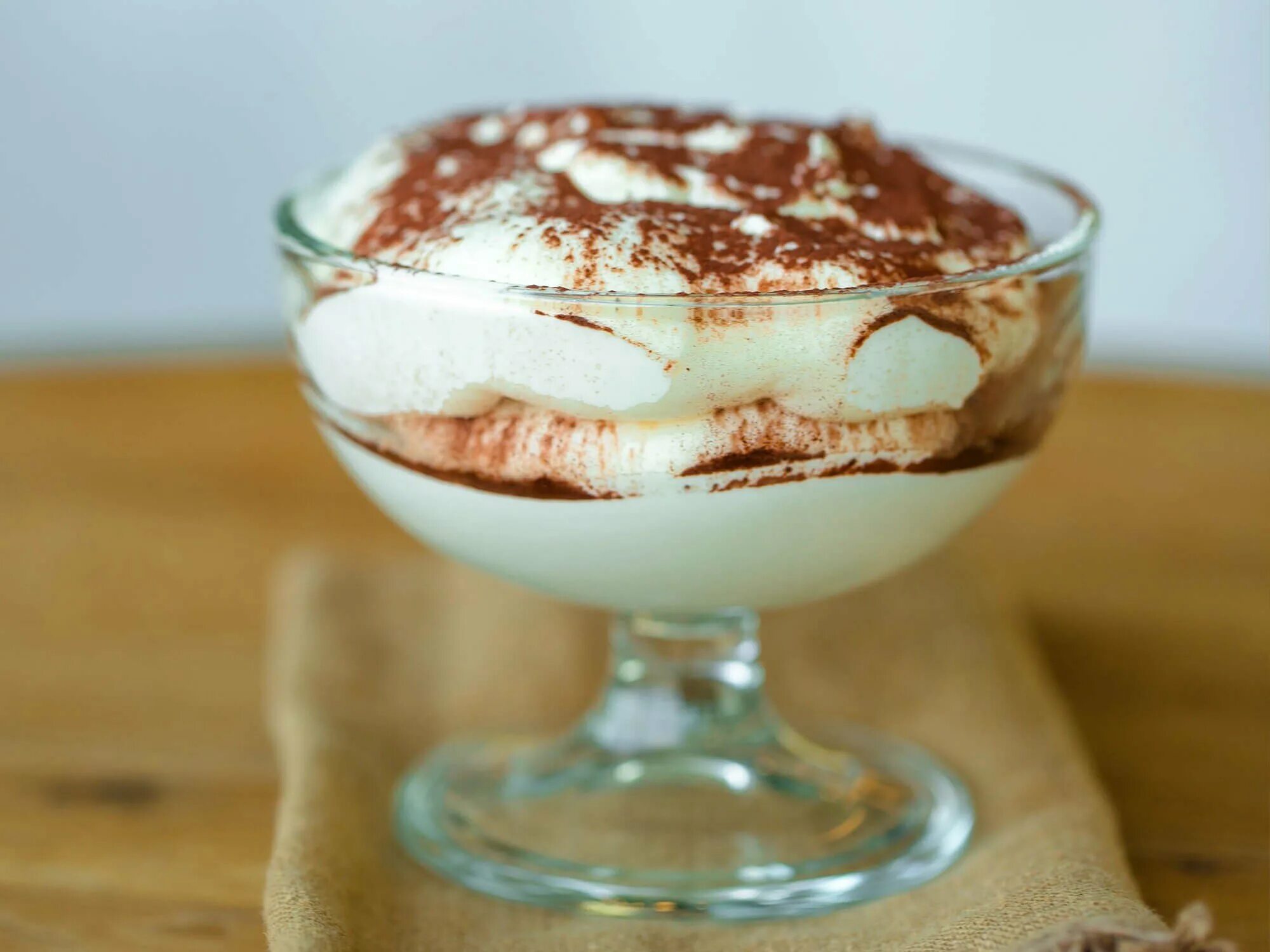 Десерт сметана молоко желатин. Маскарпоне Tiramisu мороженое. Панакота тирамису. Творожный десерт тирамису. Крем для тирамису.