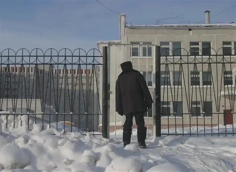 Мбоу 45 сургут. 45 школа сургут. сургут карантин. 45 школа сургут фото. карантин в хмао.