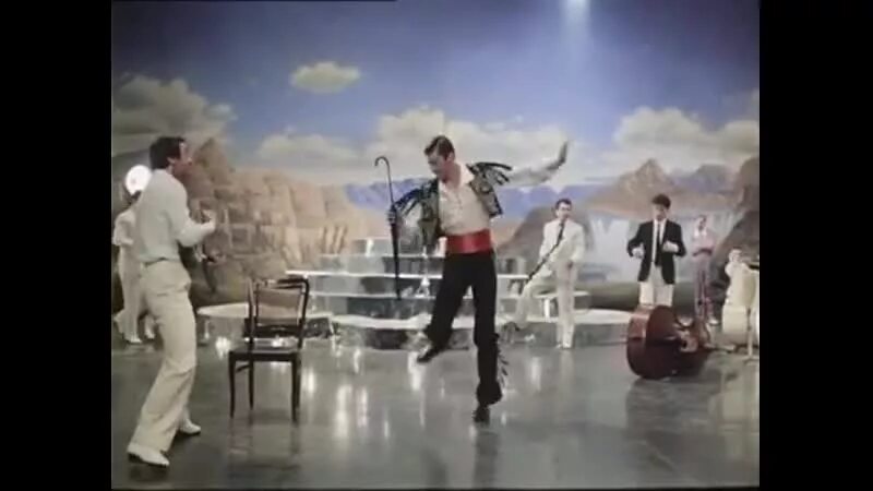 Вечер в гаграх песня. Вечер в гаграх песня. Вечер в гаграх песня. Вечер в гаграх песня. Зимний вечер в гаграх.