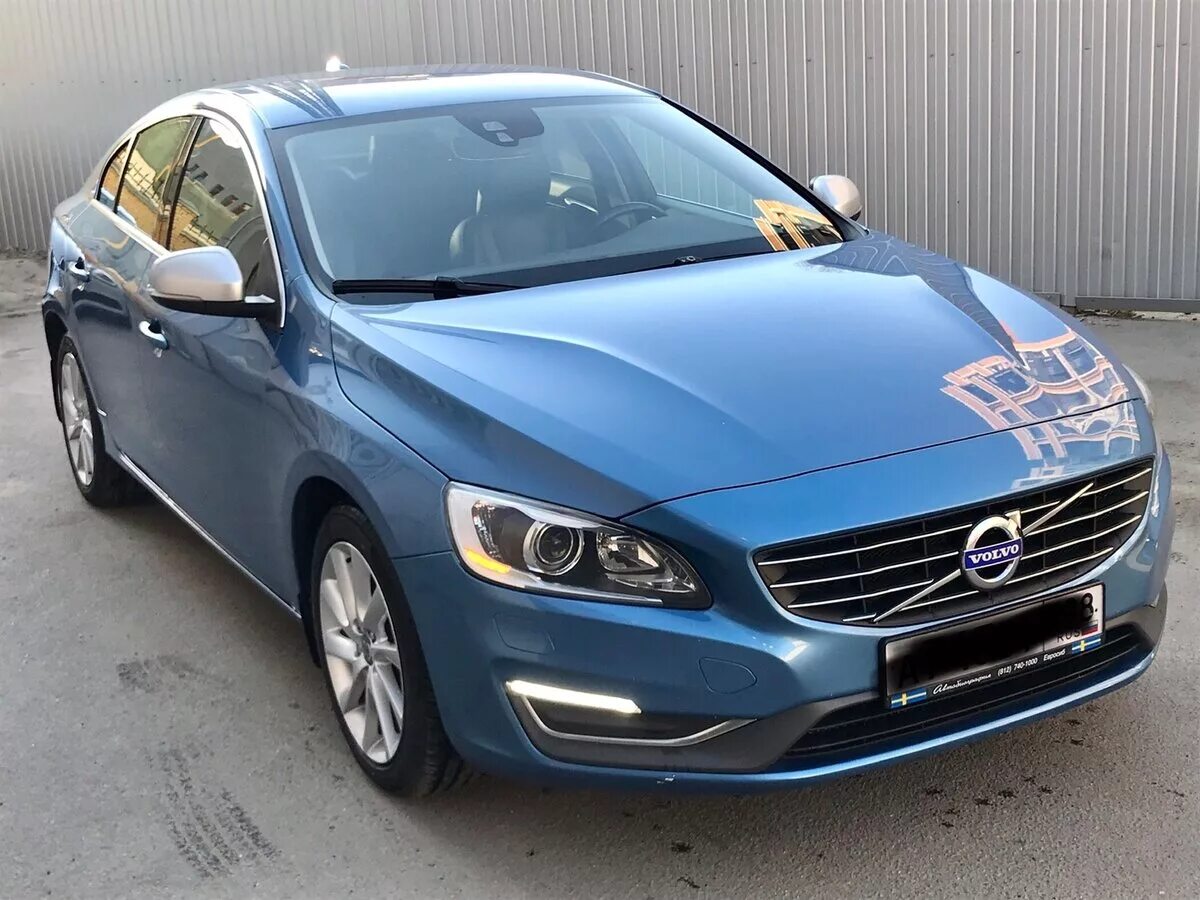 Volvo s60 ii. Volvo s60 II Рестайлинг. Вольво s60 Рестайлинг. Volvo s60 2014.