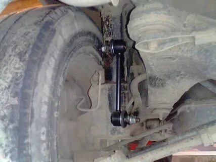 Задние стойки стабилизатора авенсис