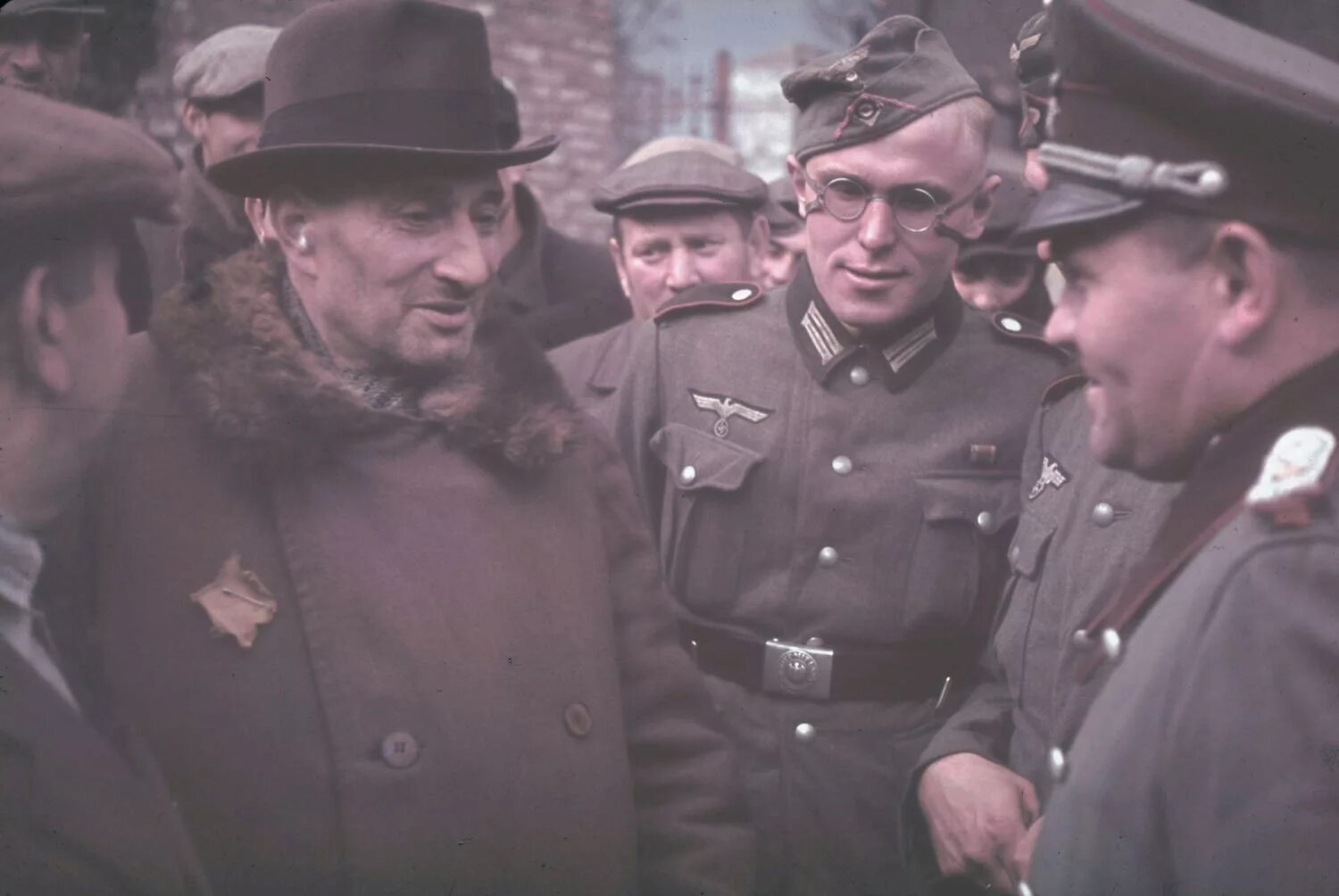 Юденрат варшавского гетто. Охота на евреев. Охота на евреев. Охота на евреев. Охота на евреев.