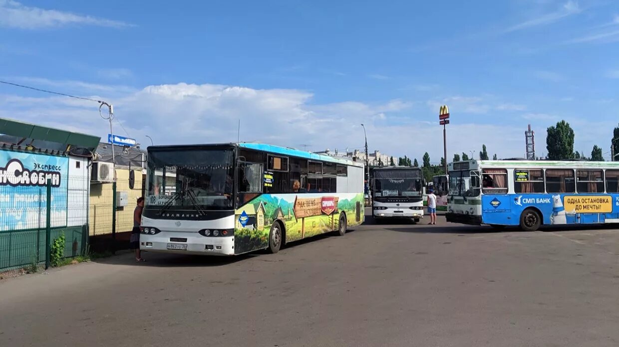 Номер автовокзала воронеж центральный. Автостанция Воронеж Центральный. Юго-Западный автовокзал Воронеж. Левобережный автовокзал Воронеж. Юго-Западная автостанция Воронеж.