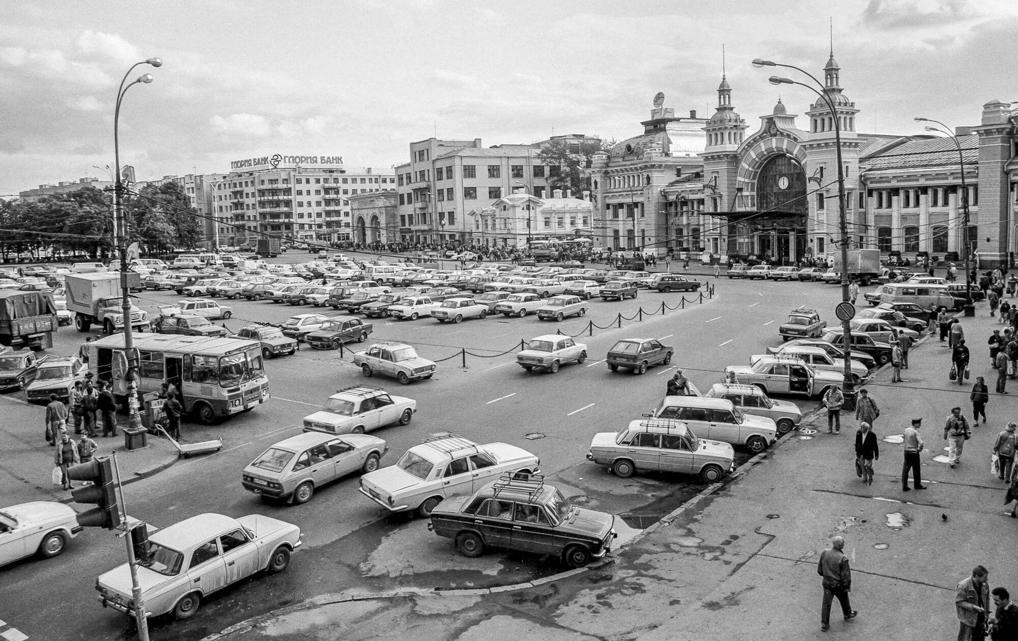 Россия в 1990 2000 годы. Тверская улица в 1990е. Москва 1990. Москва 1990-х. Тверская застава Москва.