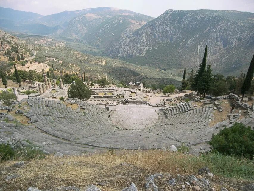 Афины амфитеатр греция древний. Ozempic price in greece. Greek time. Самые популярные греческие статуи. Greek time.