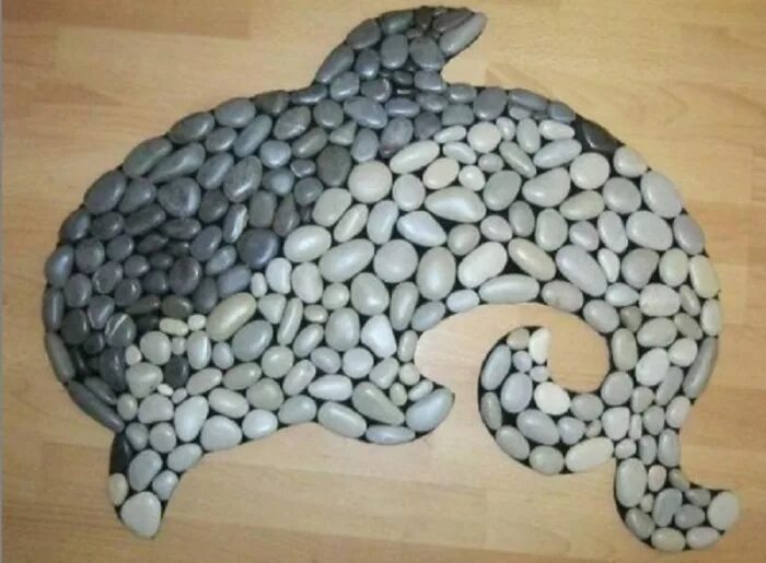 19 Impressive Stone Garden Decorations That Everyone Can Make Garden stones, Rus