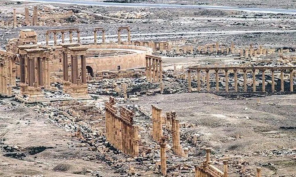 Музей пальмиры сирия. Древний город помпеи. Пальмира город в сирии 2022. Сирия дворец пальмира. Триумфальная арка сирия пальмира.