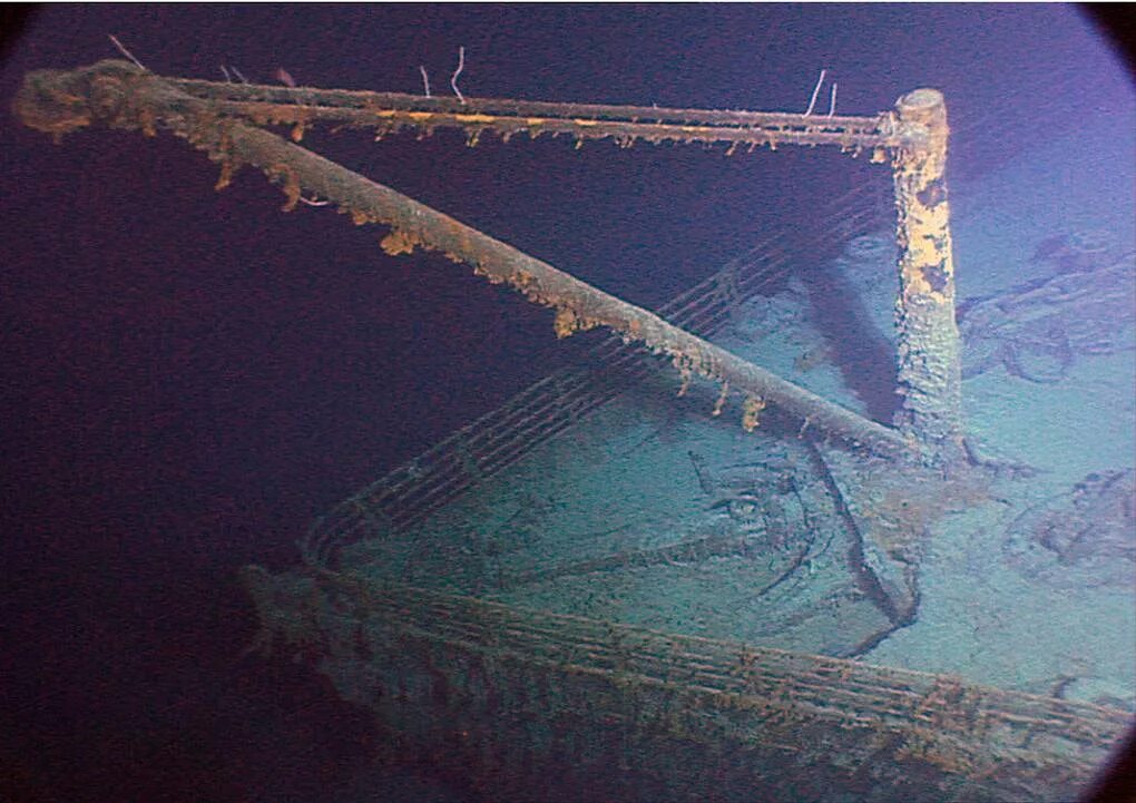 океаны евразии. сколько атлантических океанов. карта материков и океанов с названиями 2 класс окружающий мир. сранитеьнаяхарактристика океанов. глубина атлантического океана.