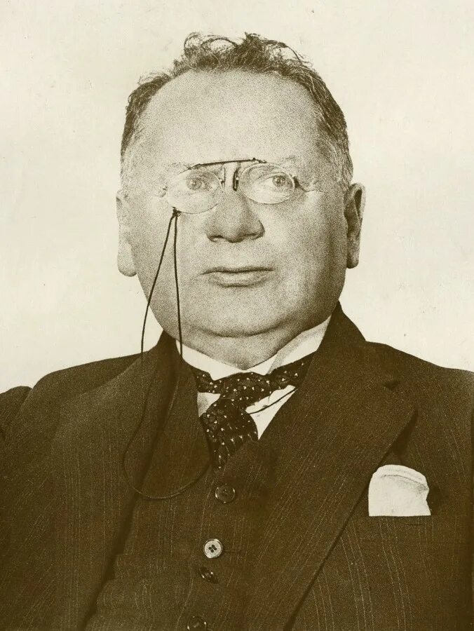 Нарком иностранных дел. Максим литвинов. литвинов министр иностранных дел ссср. литвинов 1939. макси́м макси́мович литви́нов.