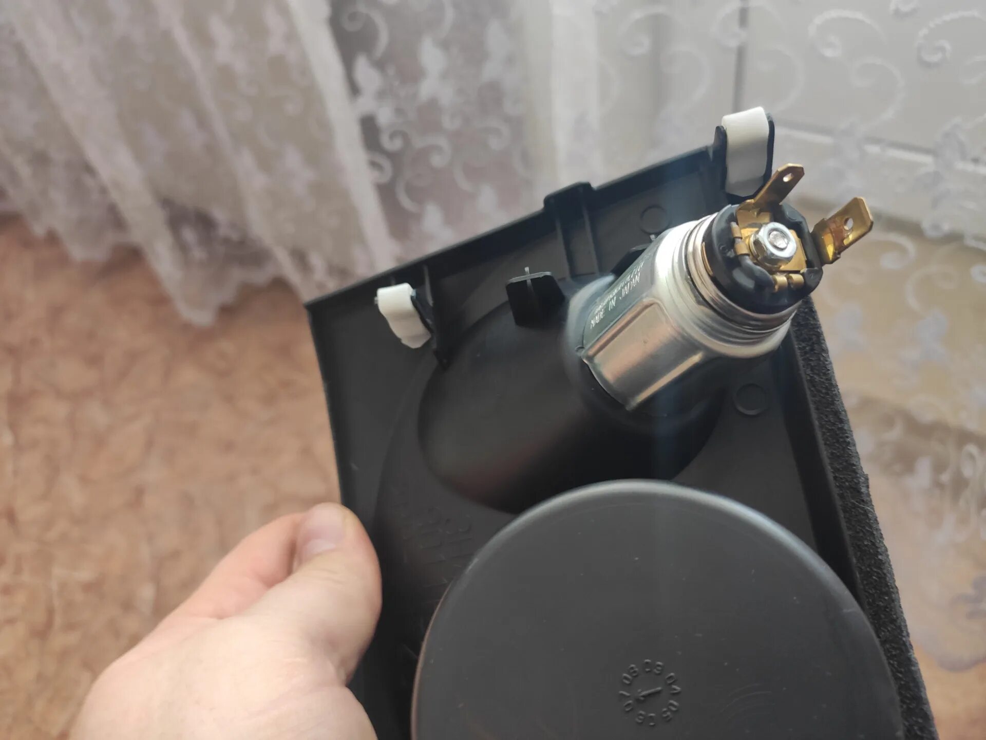 Прикуриватель митсубиси аутлендер. Mitsubishi outlander 3 прикуриватель. прикуриватель мицубиси аутлендер xl. прикуриватель митсубиси аиртрек. прикуриватель в митсубиси аутлендер 1 поколение.
