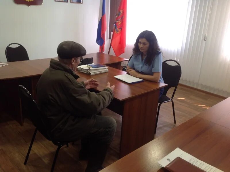 Сайт назаровского городского суда. Назаровская межрайонная прокуратура. Назаровский межрайонный прокурор. Назаровская прокуратура сотрудники. Назаровский межрайонный прокурор Беспалов.