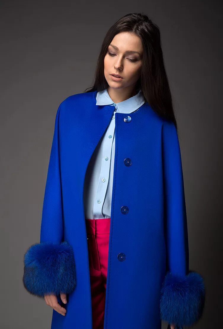 Синее пальто купить. Синее пальто. Синее пальто женское. Полупальто синее женское.