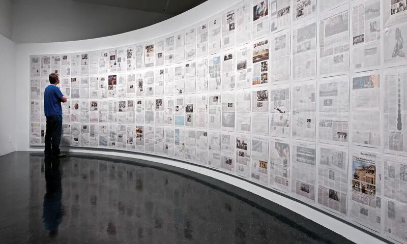 Газета ньюс. Стена из газет. Newspaper. News новости газет. Студия новостей фон.