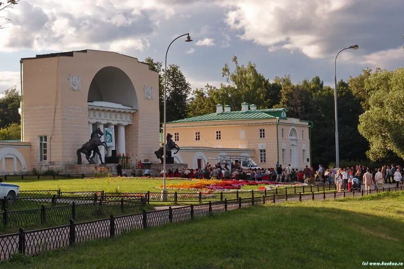 Музей-заповедник Кузьминки-Люблино. Парк Кузьминки Москва. Природно-исторический парк Кузьминки-Люблино. Кузьминки парк Кузьминки. Парк кузьминки сайт