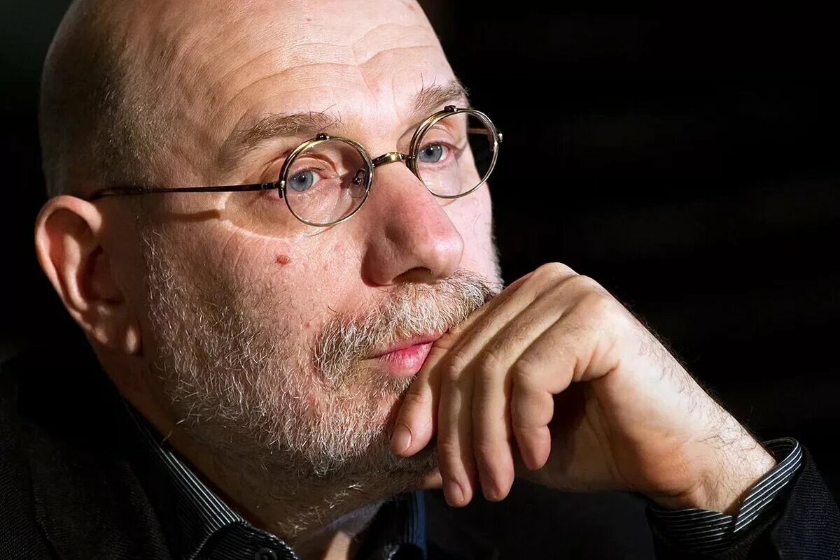 Акунин где живет сейчас 2025. Борис акунин. григорий шалвович чхартишвили. борис акунин (григорий шалвович чхартишвили). борис макевнин.