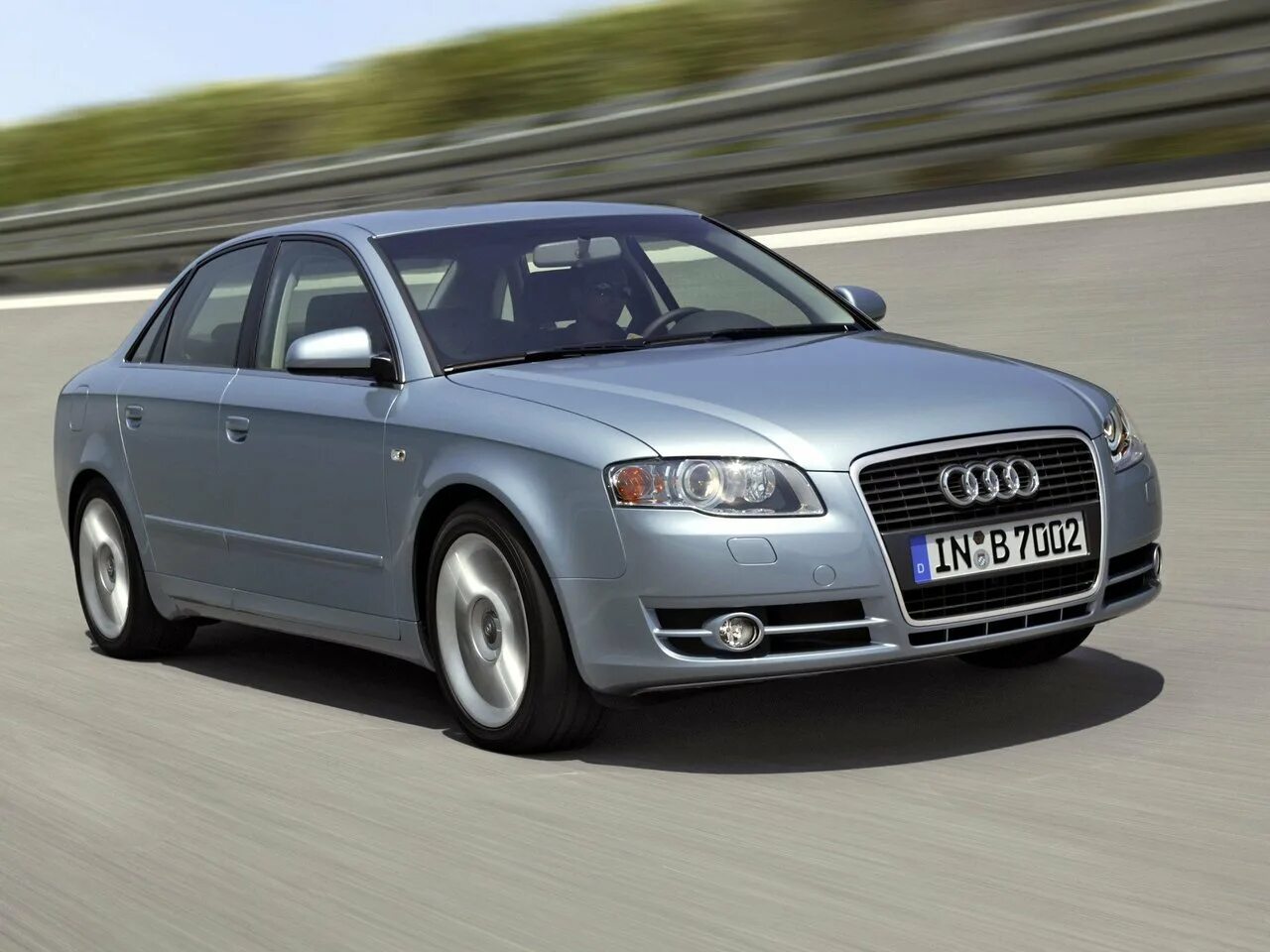 Купить ауди а4 в москве. Audi a4 III (b7). Audi a4 2007. Audi a4 III (b7) 2004. Audi a4 2007 седан.