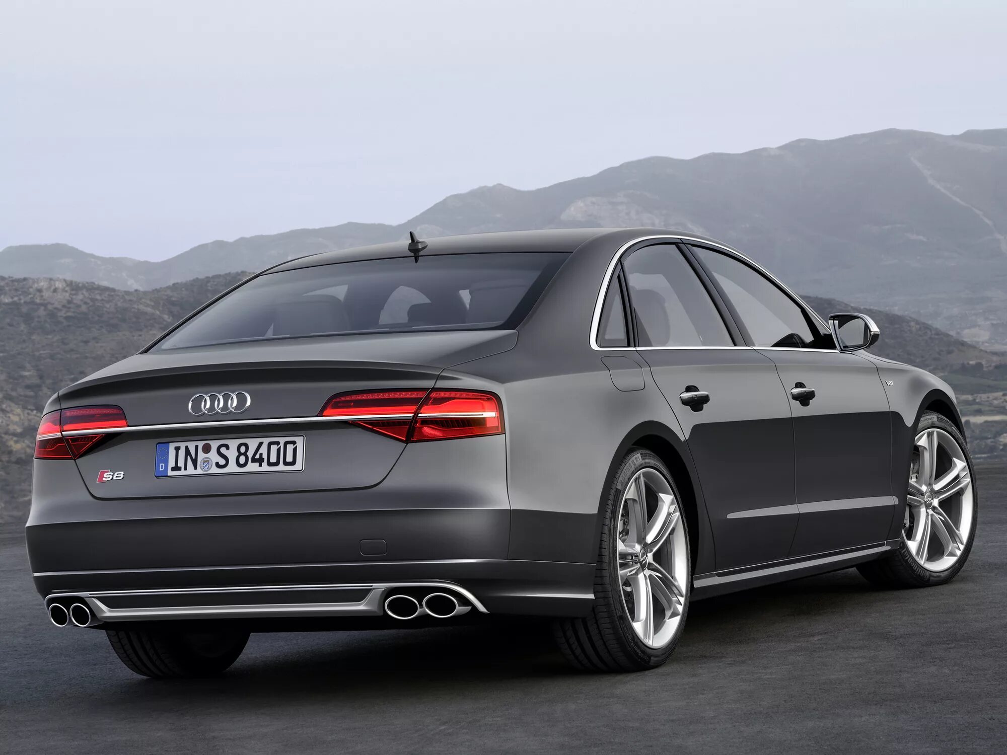 Audi s4 1994. Ауди с8 отзывы. Audi a8l. Ауди а8. Audi a8 2013.