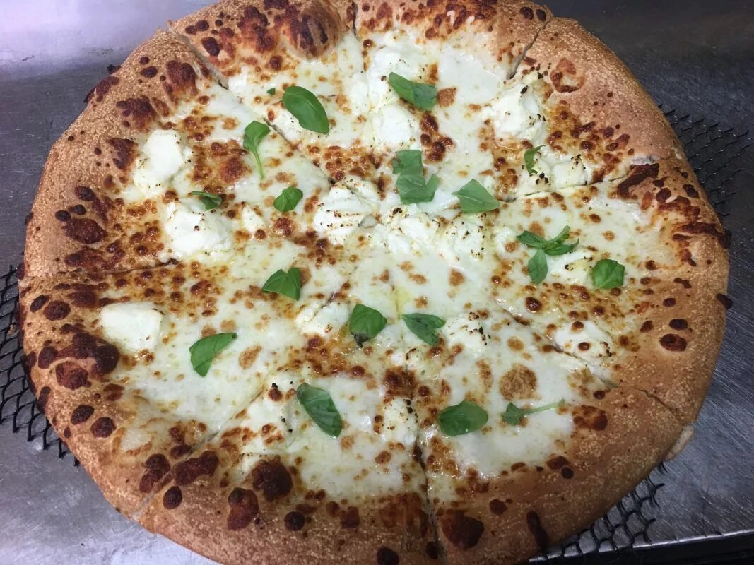 Смол медиум биг пицца. Биг литл пицца протвино. Пицца пепперони. Лучшая пицца в протвино. Пицца гавайская меню.