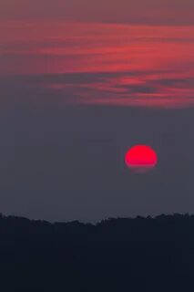 Покажи красное солнце