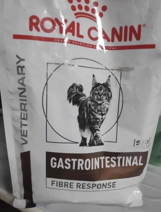 Royal fibre для кошек. Роял Канин Файбер для кошек 2 кг. Gastrointestinal Fibre response корм для кошек. Сухой корм для кошек Роял Канин Файбер 2 кг. Кошачий корм Роял Канин фибре респонсе 2 кг.