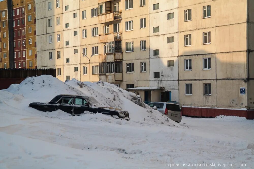 Норильск грязь. Норильск грязный. Норильск худший город России. Воркута самый грязный город.