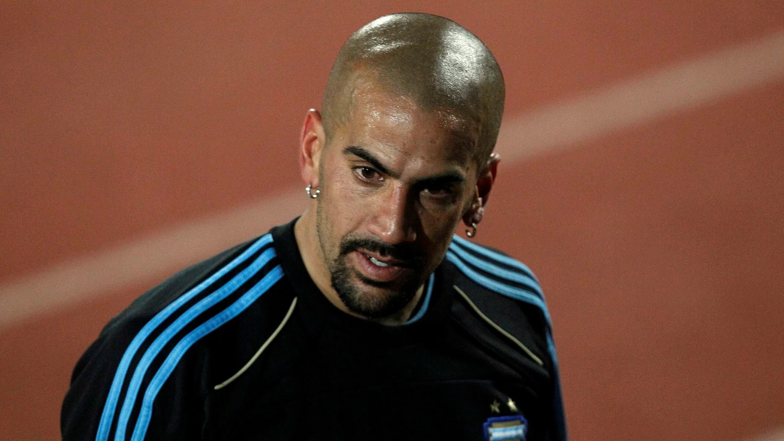 Veron. Veron. Хуан себастьян верон аргентинский футболист. Veron. Veron.