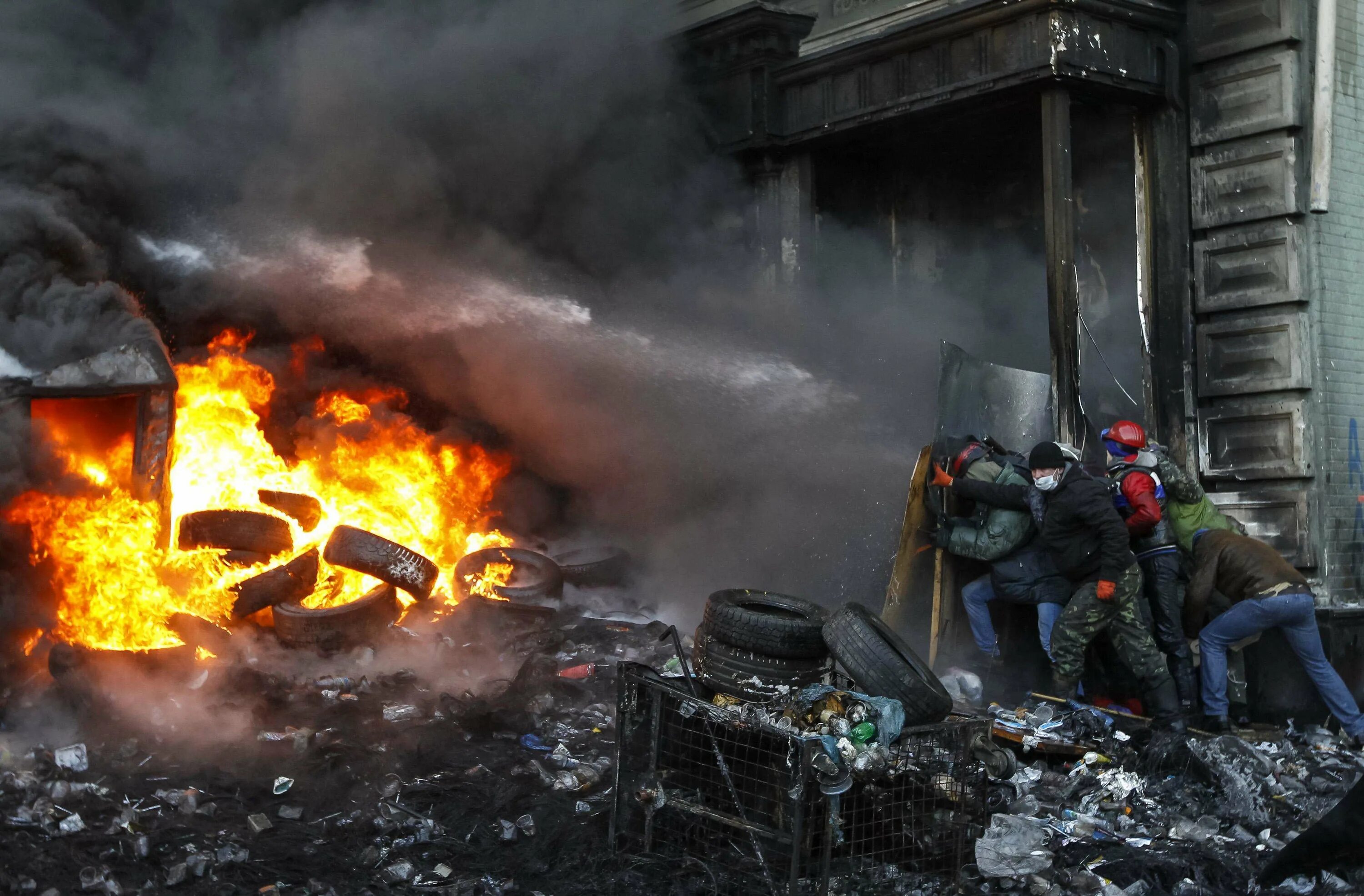 9 января 2014. Майдан 2014. киевский майдан 2014. майдан на украине в 2014 фото.