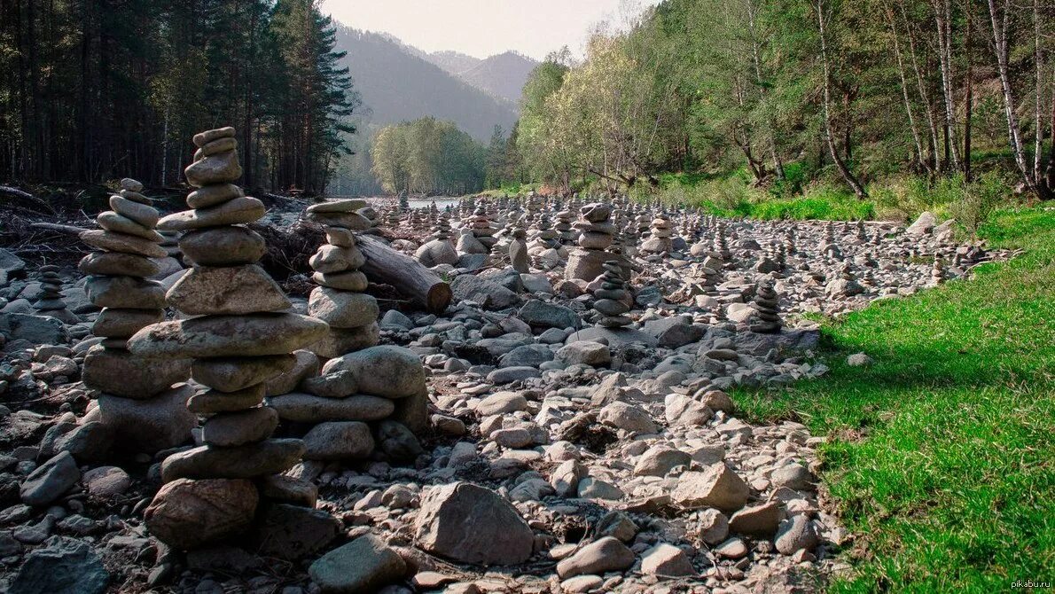 Каменные осыпи горный Алтай. Каменная речка Алтайский край. Каменная Поляна Республики Алтай. Белокуриха каменная речка.