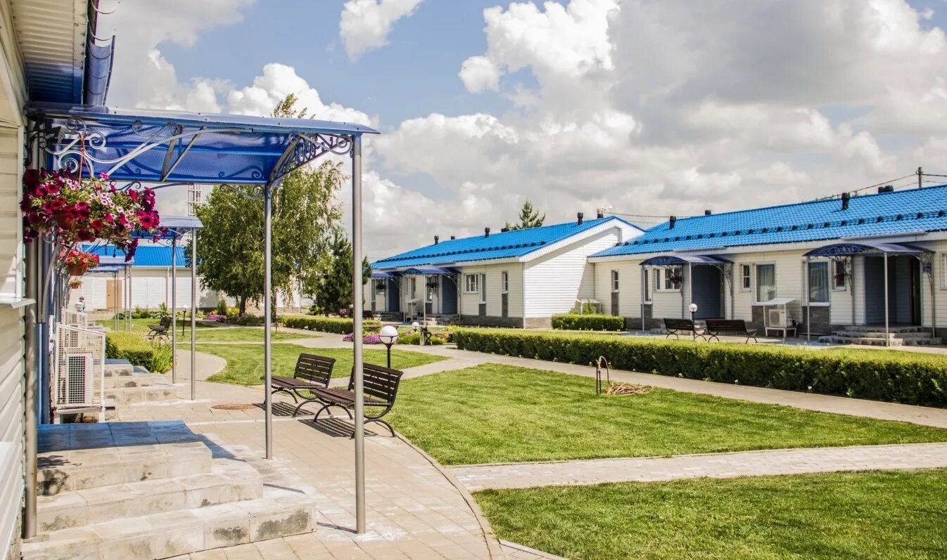 Аэродром можайский полет. Аэроград коломна прыжки с парашютом. Аэроград. Можайск аэроград. Аэроград можайский.